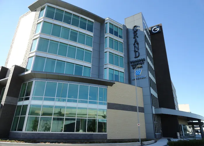 The Grand Winnipeg Airport Hotel By Lakeview